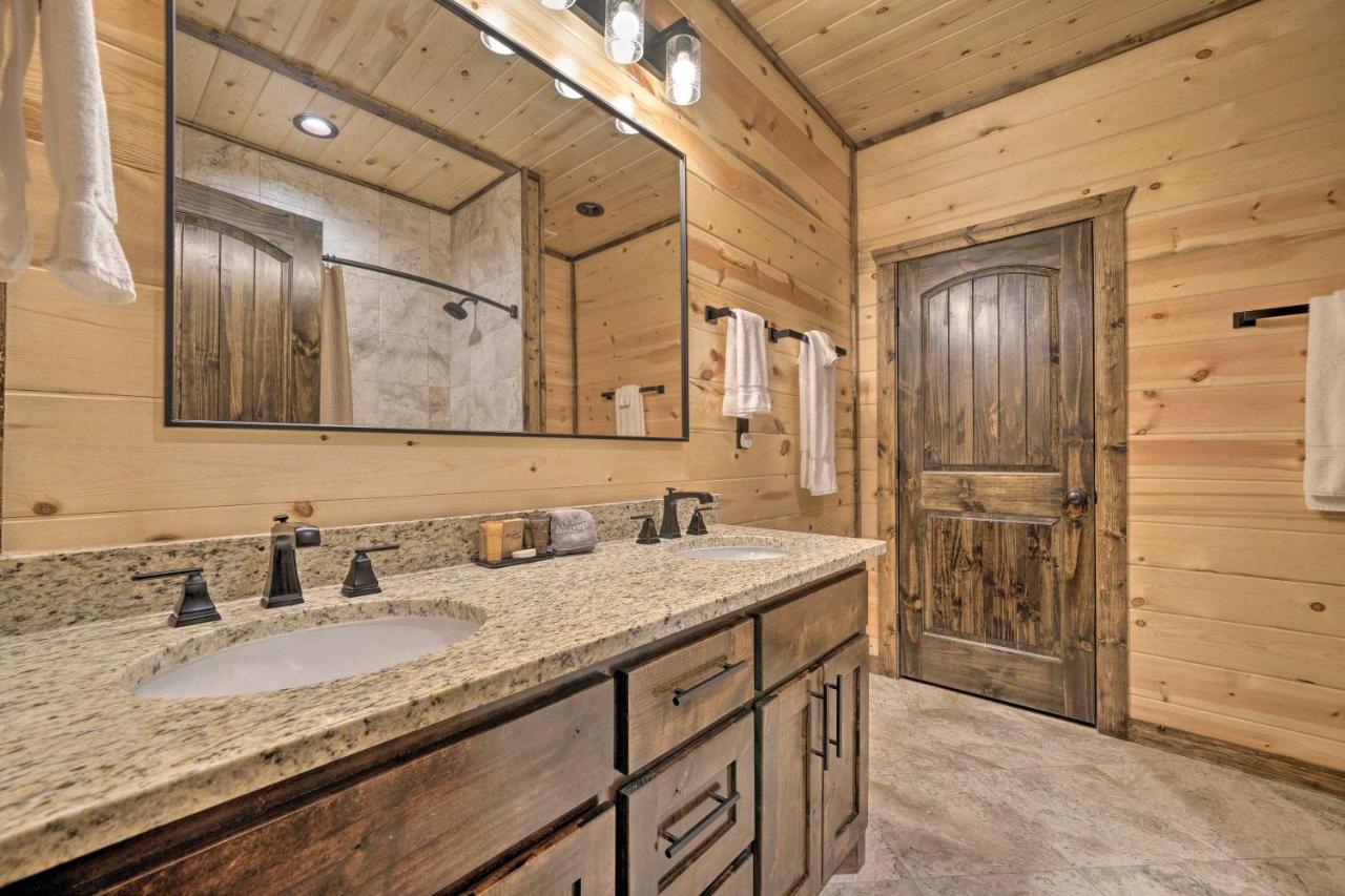 Broken Bow Cabin Deck With Hot Tub And Pool Table! Exteriör bild